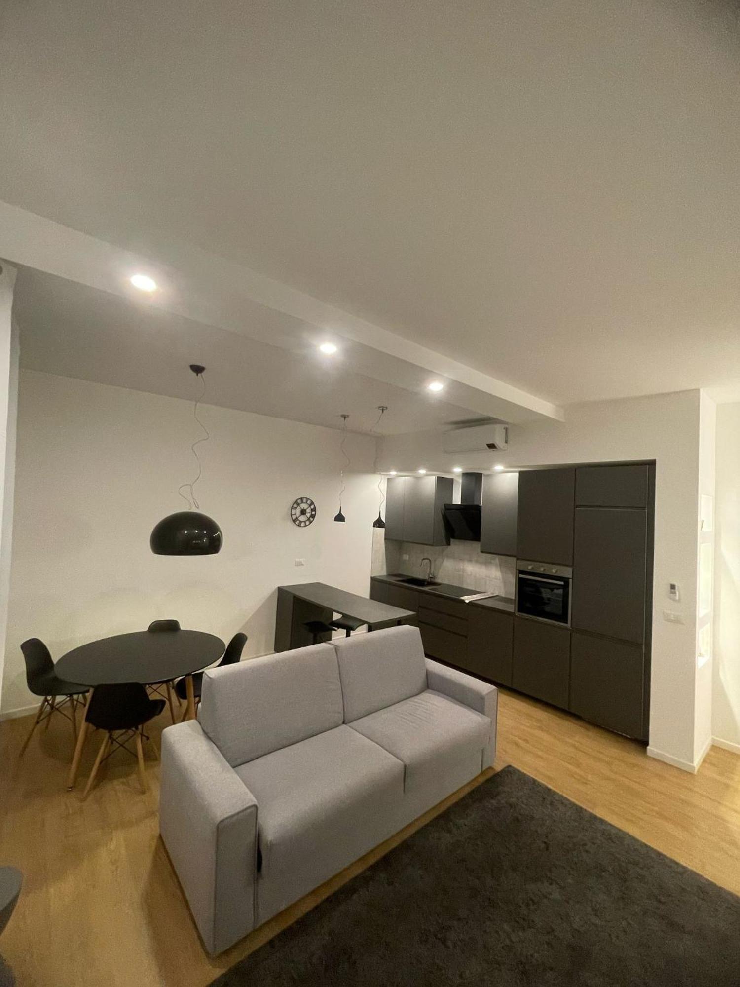 Trieste Centrale Luxury Apartament In Stile Moderno Екстериор снимка